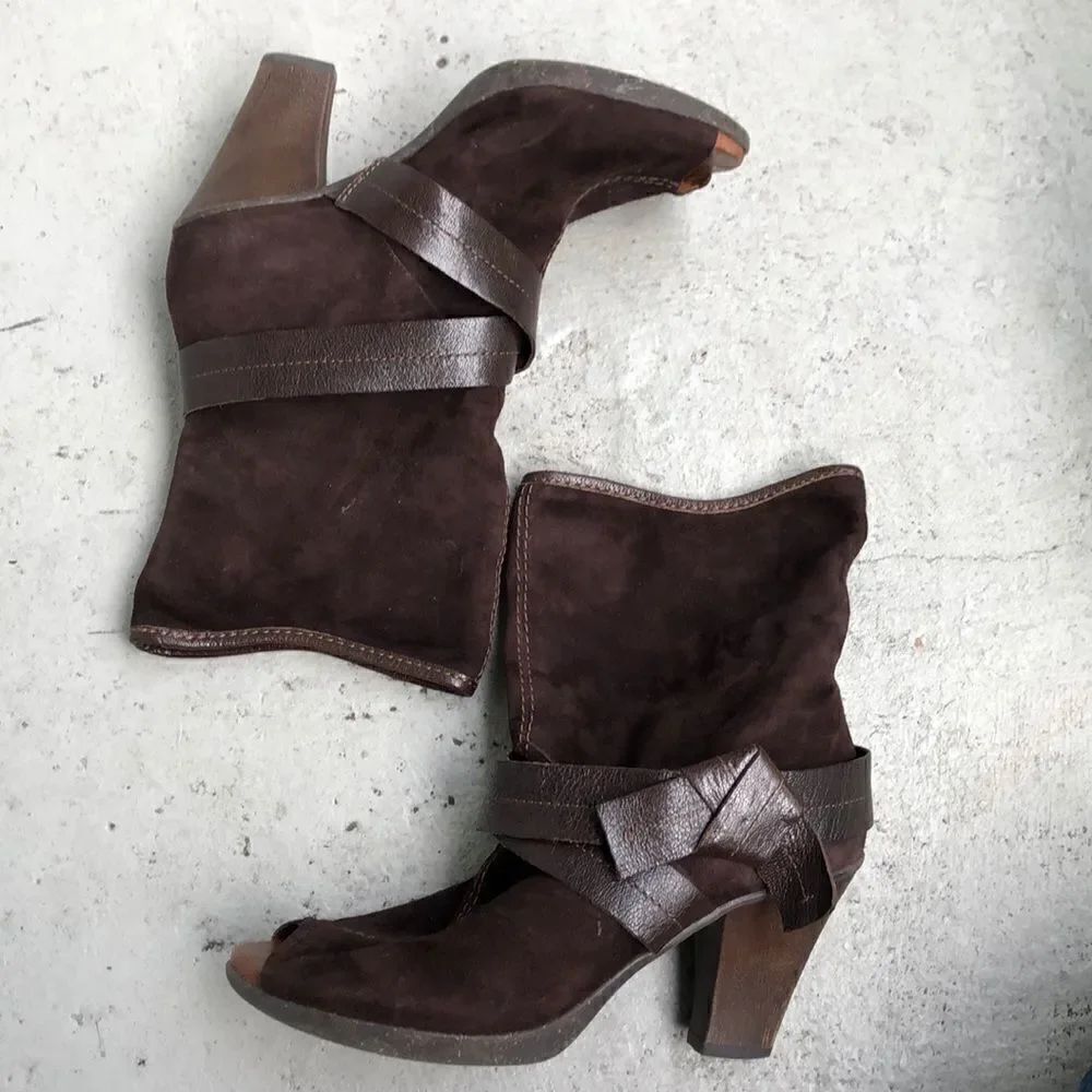 Nata Peep toe boots 